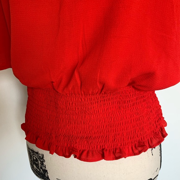 Flutter Sleeve Crop Top - Picture 5 of 5